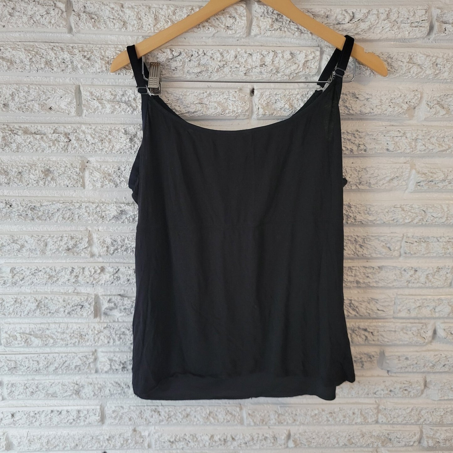 Daisy Fuentes Women Top 2X Camisole Favorite Slimming Black Adjustable Spaghetti