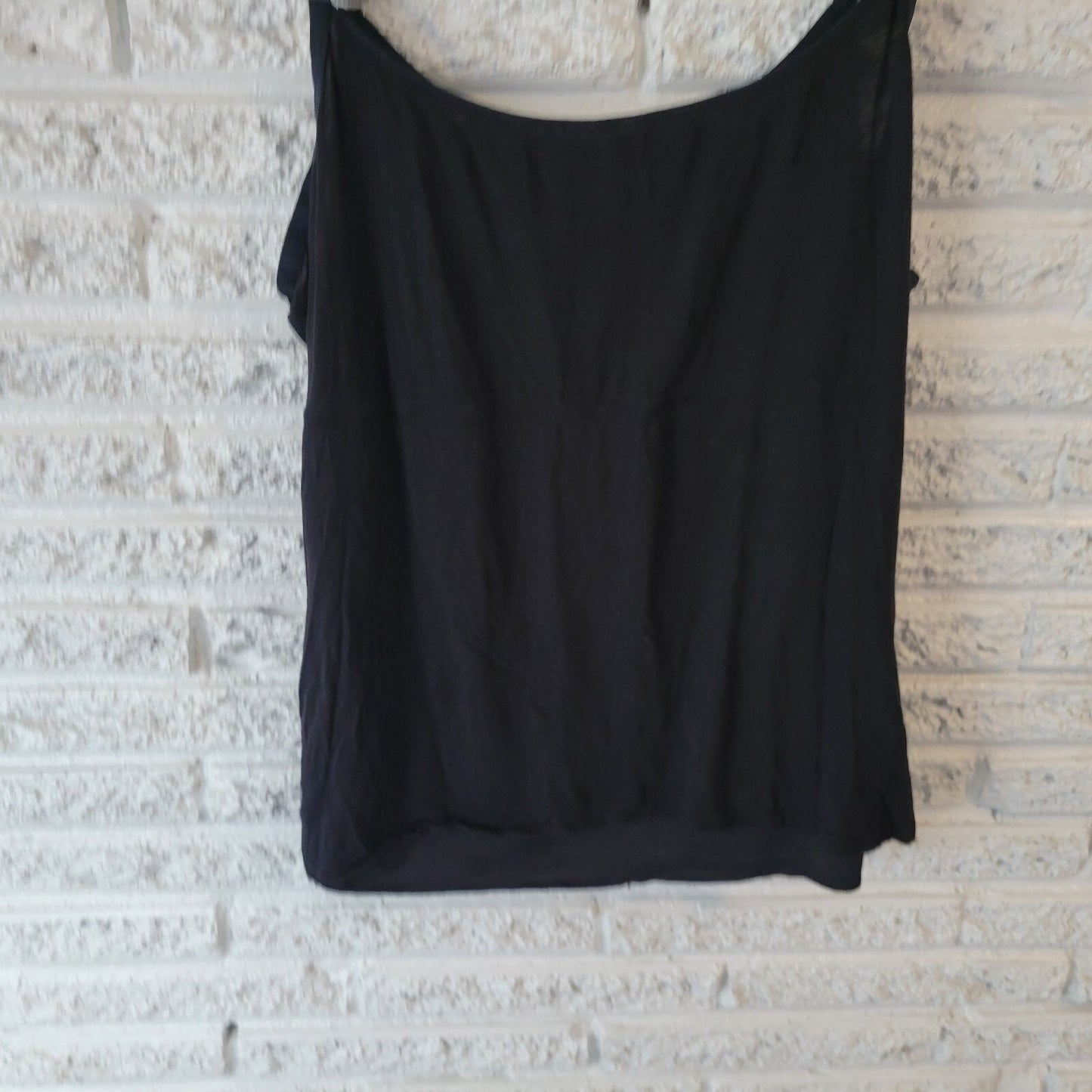 Daisy Fuentes Women Top 2X Camisole Favorite Slimming Black Adjustable Spaghetti