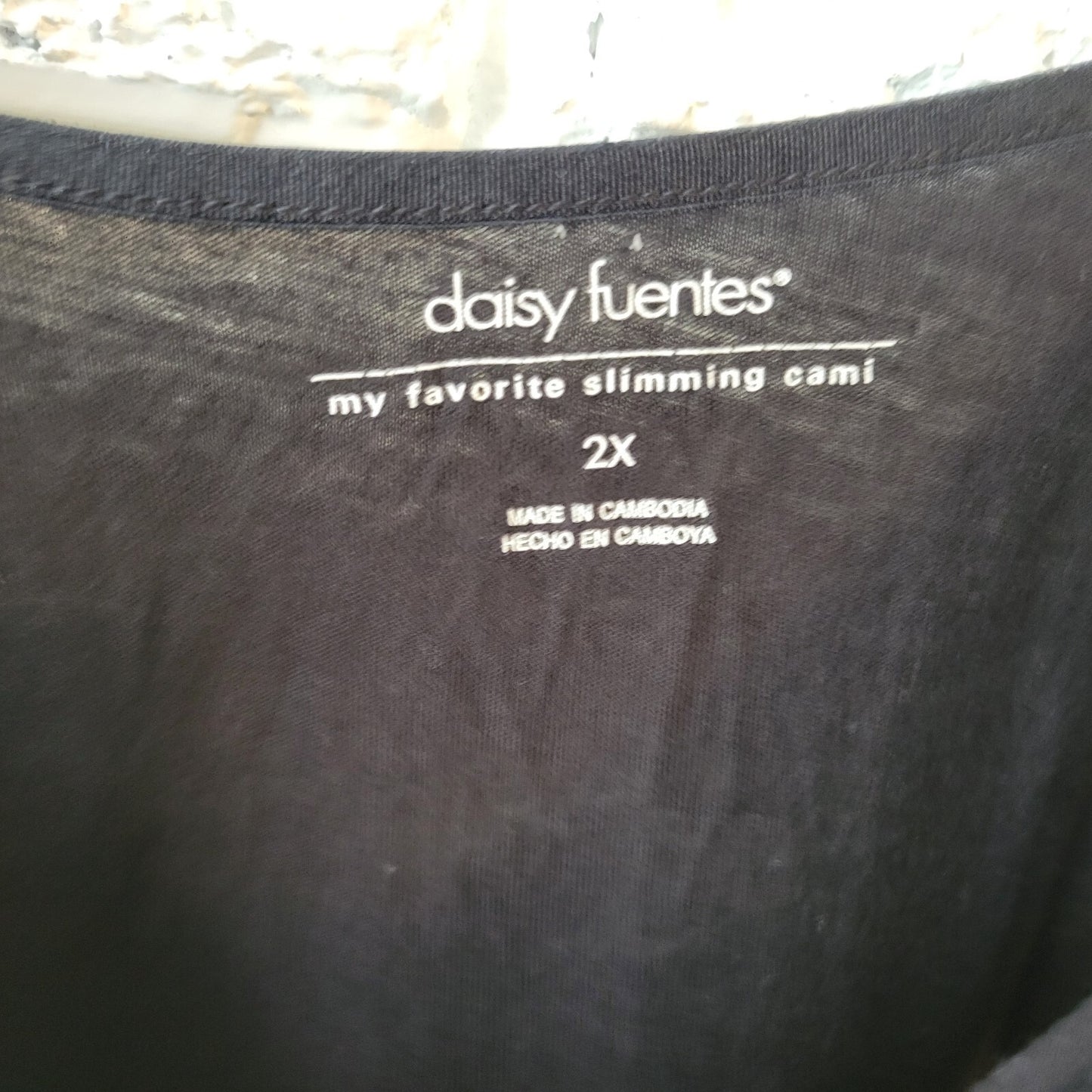 Daisy Fuentes Women Top 2X Camisole Favorite Slimming Black Adjustable Spaghetti