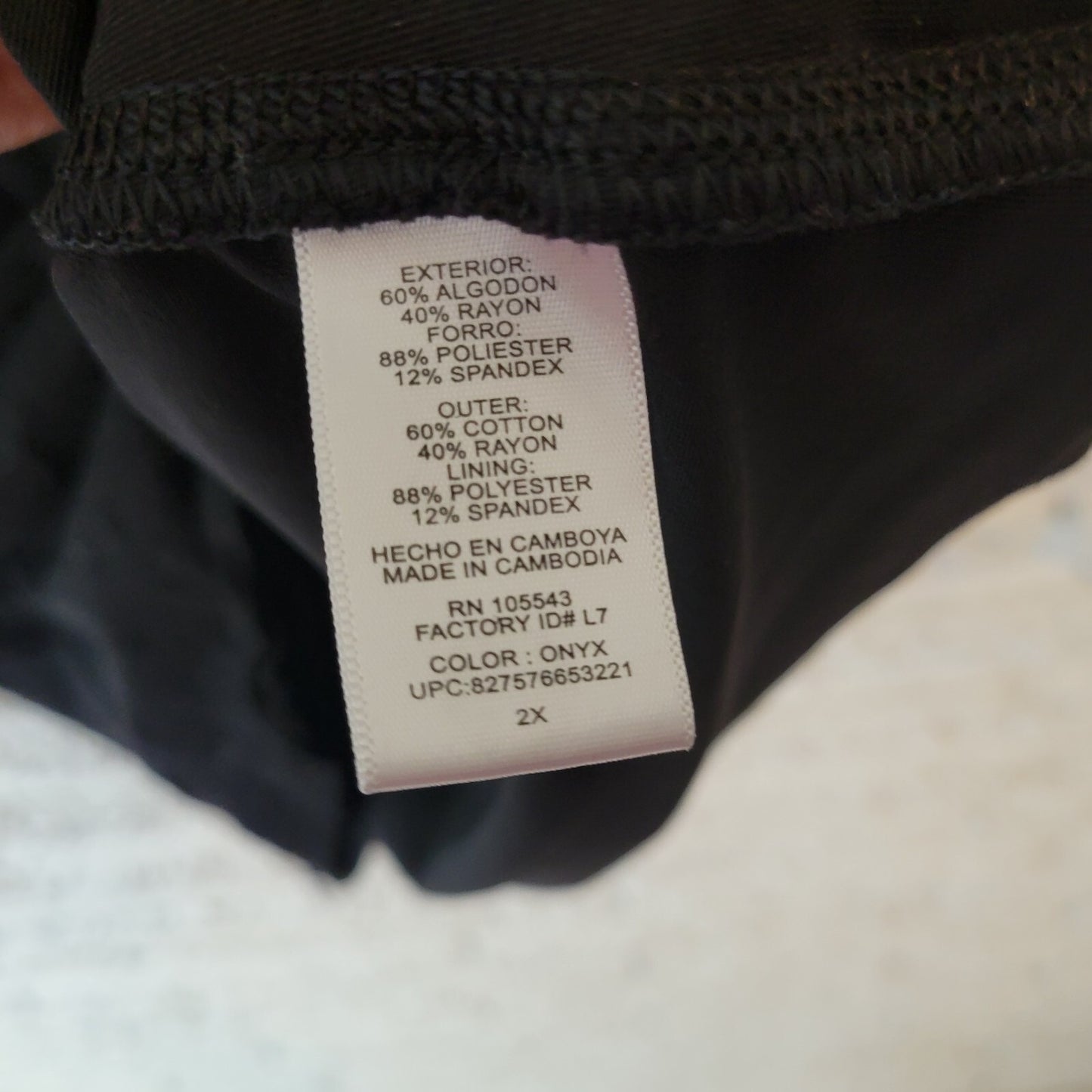Daisy Fuentes Women Top 2X Camisole Favorite Slimming Black Adjustable Spaghetti