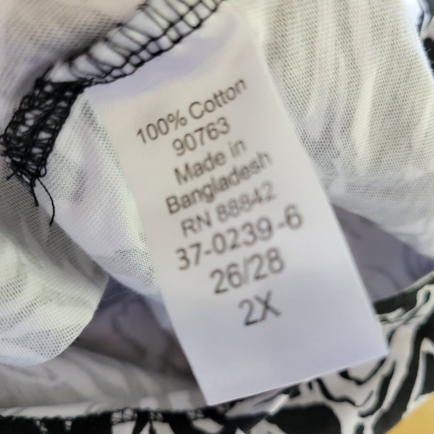 Roamans Womens Top 2X 26 28 Plus Short Sleeve Black Abstract Keyhole Back Cotton