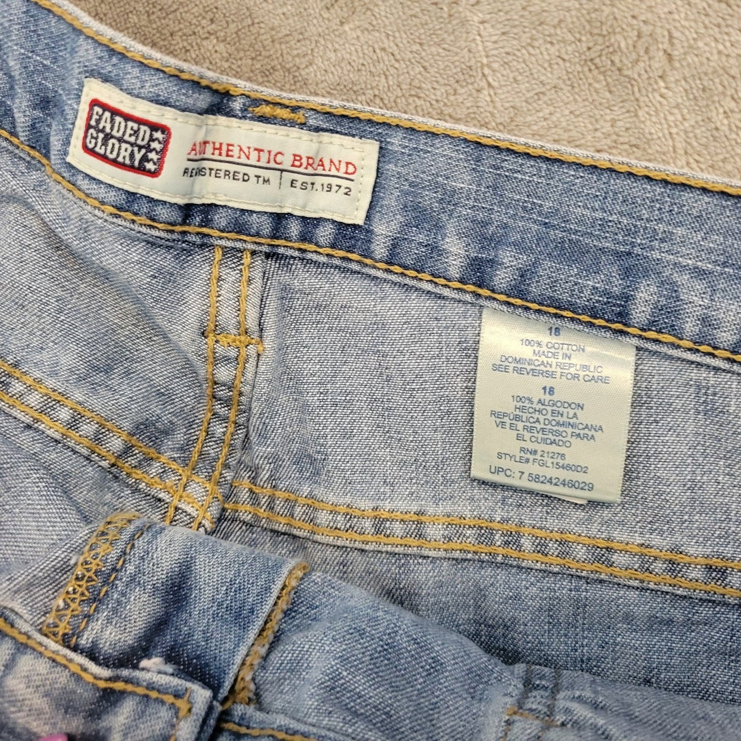 Faded Glory Womens Shorts 18 Plus Medium Blue Denim Zip Fly Pockets Cotton