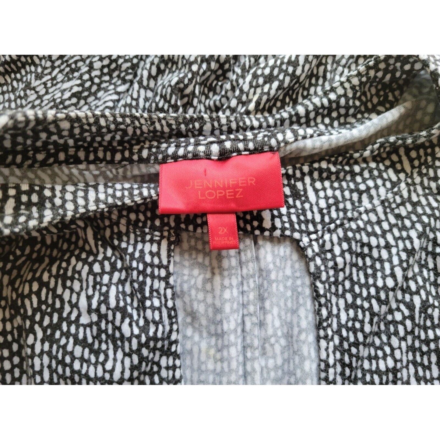 Jennifer Lopez JLO Womens Top 2X Sleeveless Asymmetric Black Abstract Keyhole