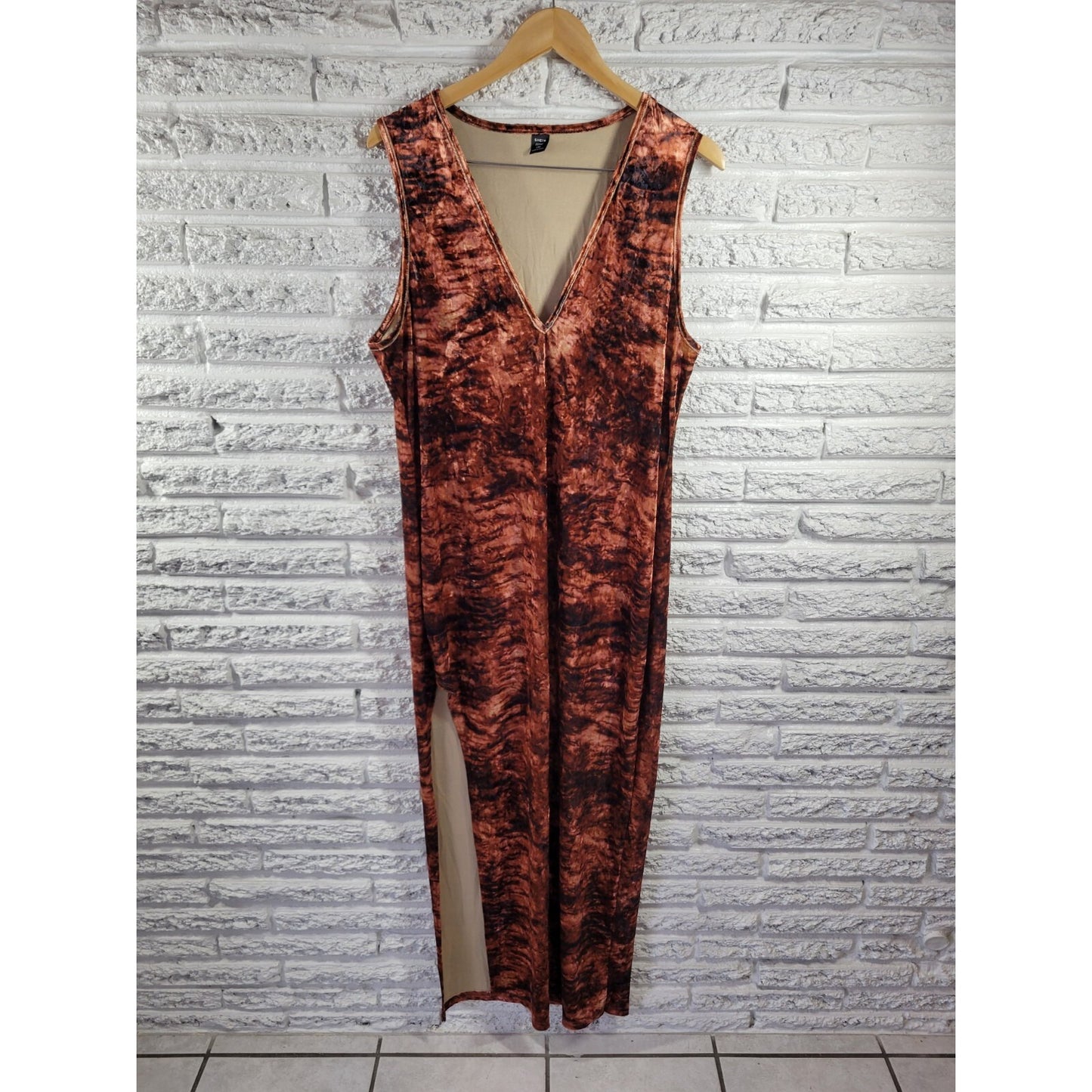 Shein Curve Womens Dress 2XL Plus Maxi Sleeveless Shift Shiny Brown Watercolor