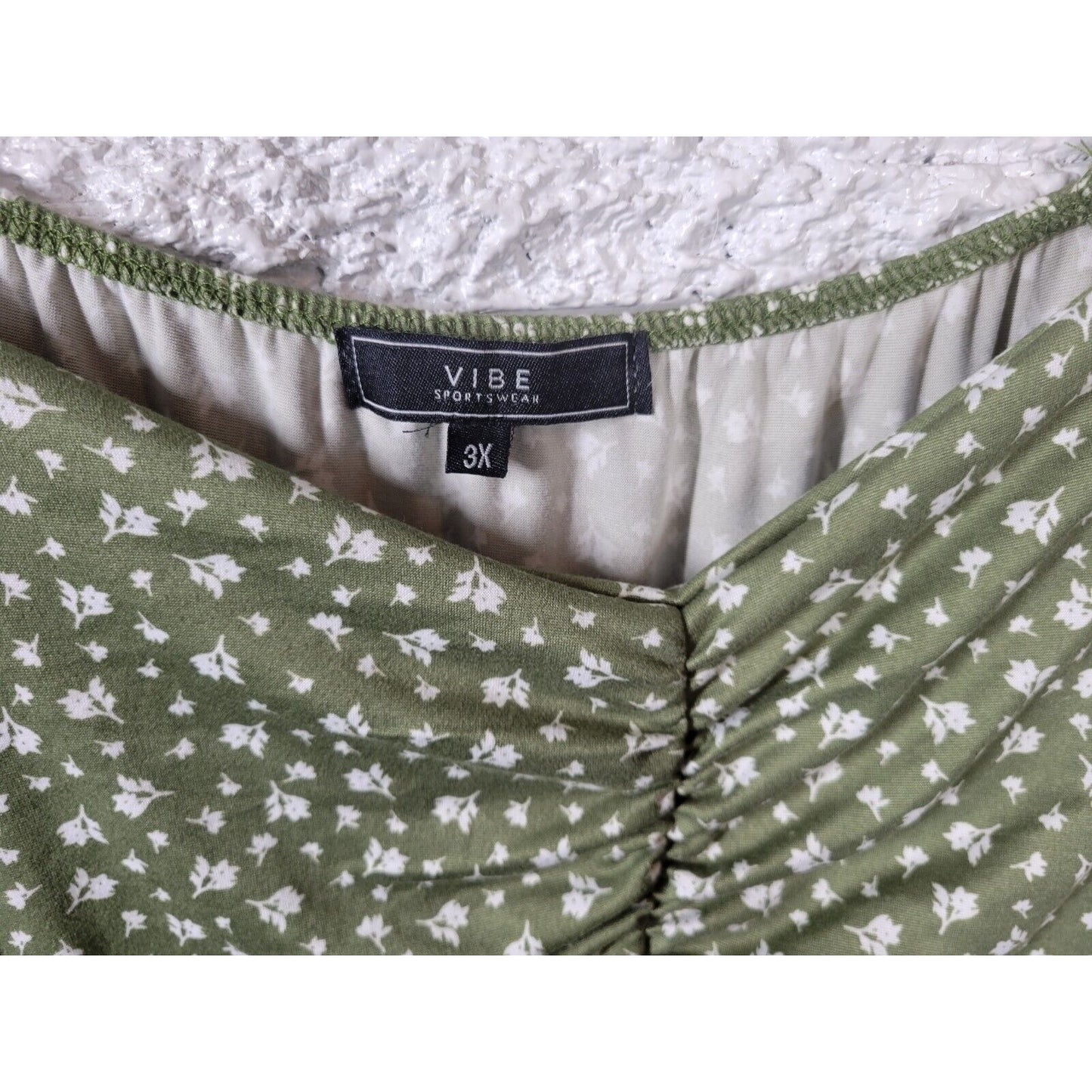Vibe Sportswear Women Dress 3X Plus Sheath Fitted 3/4 Sleeve Green Floral Ruffle