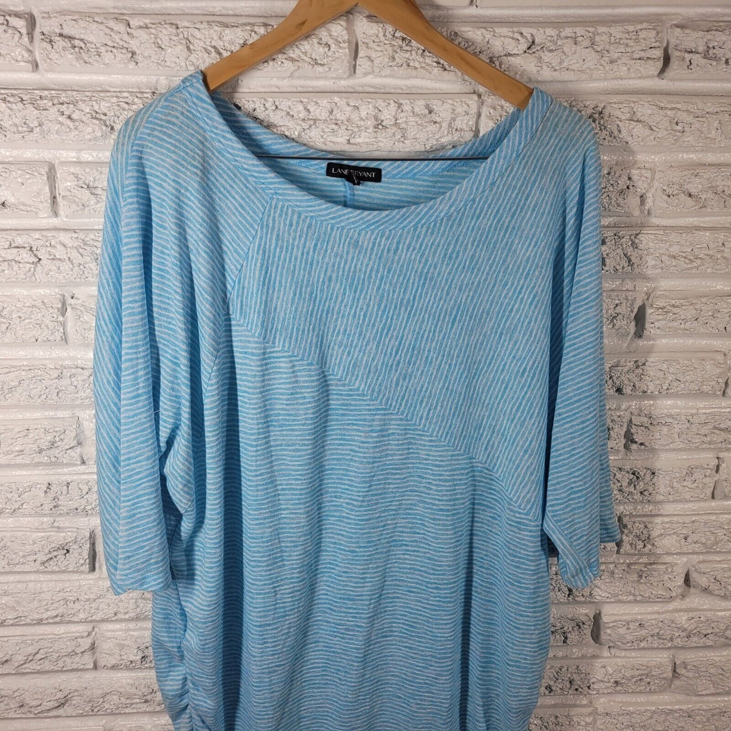 Lane Bryant Womens Top 22 24 Plus Tee Blue White Stripe Lightweight Casual Comfy