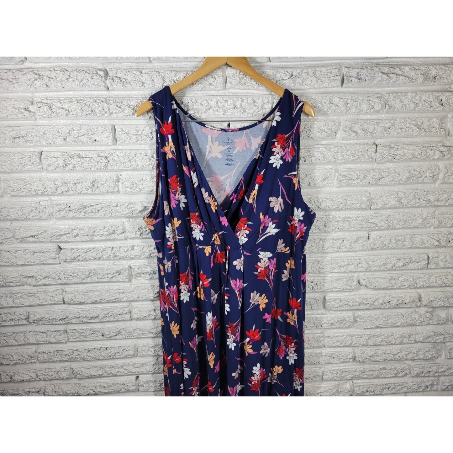 St Johns Bay Womens Dress 2X Sleeveless Shift Blue Floral Career Casual Stretchy