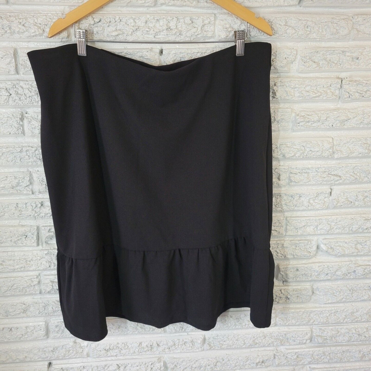 Roz Ali Womens Skirt 2X Aline Knee Length Ruffle Black Poly Blend Pull On Comfy