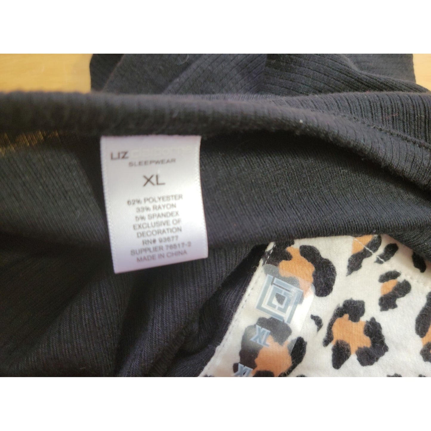 Liz Claiborne Womens Top Extra Large XL Pajama Knit Black Pocket Pullover New