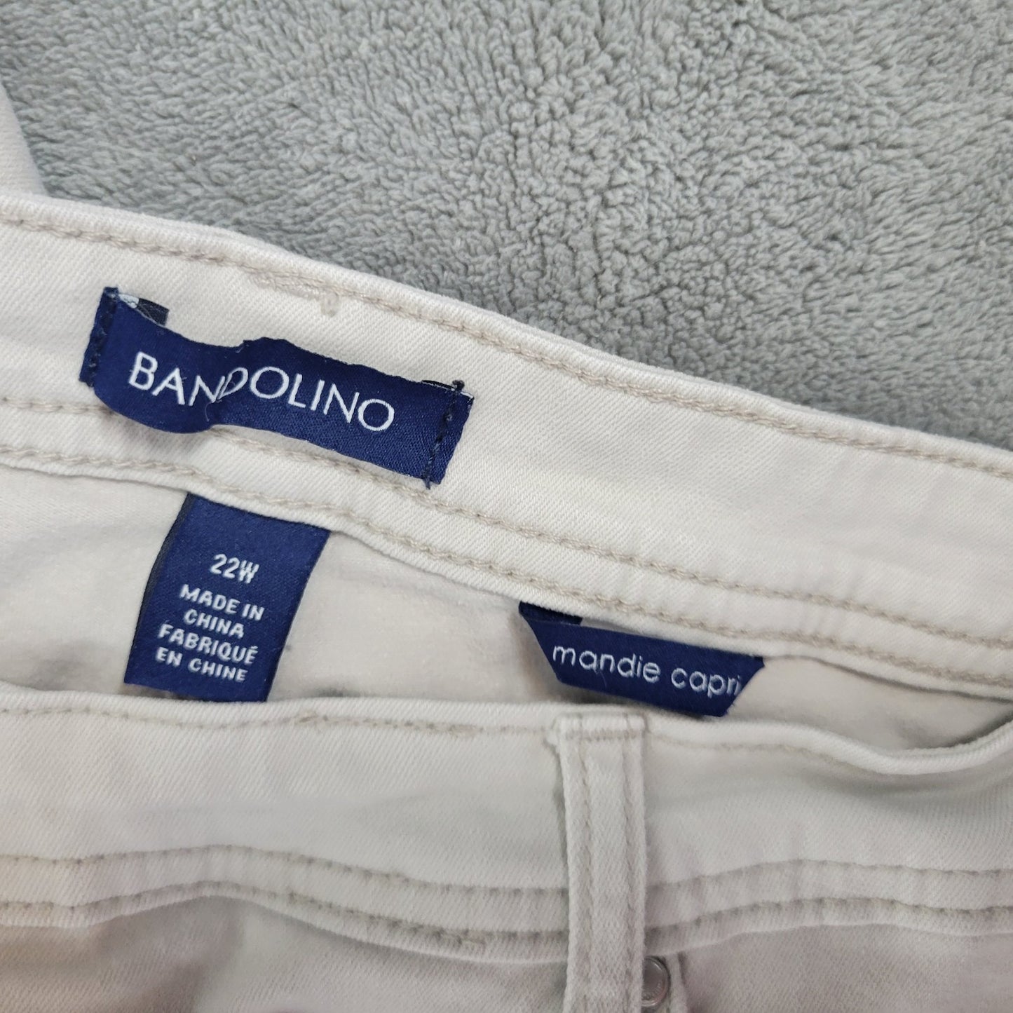 Bandolino Mandie Womens Jeans 22W Plus Capri Beige Denim Zip Fly Cotton Blend
