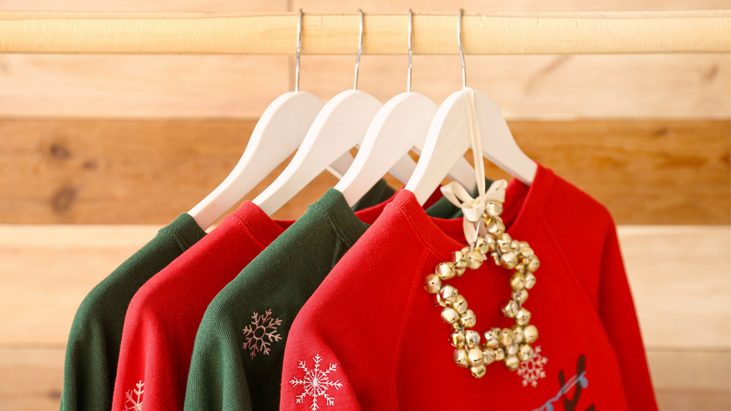 Women's Holiday Clothing