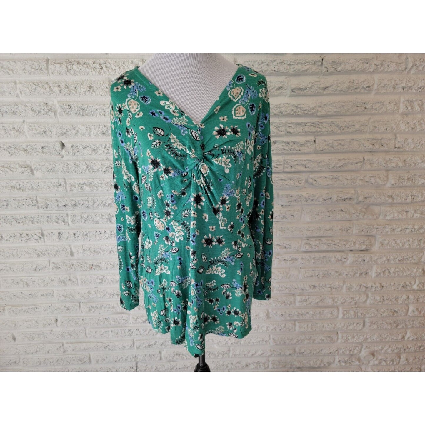 Style & Co Women Top 1X Plus Tunic Long Sleeve Green Floral Casual Rayon Spandex