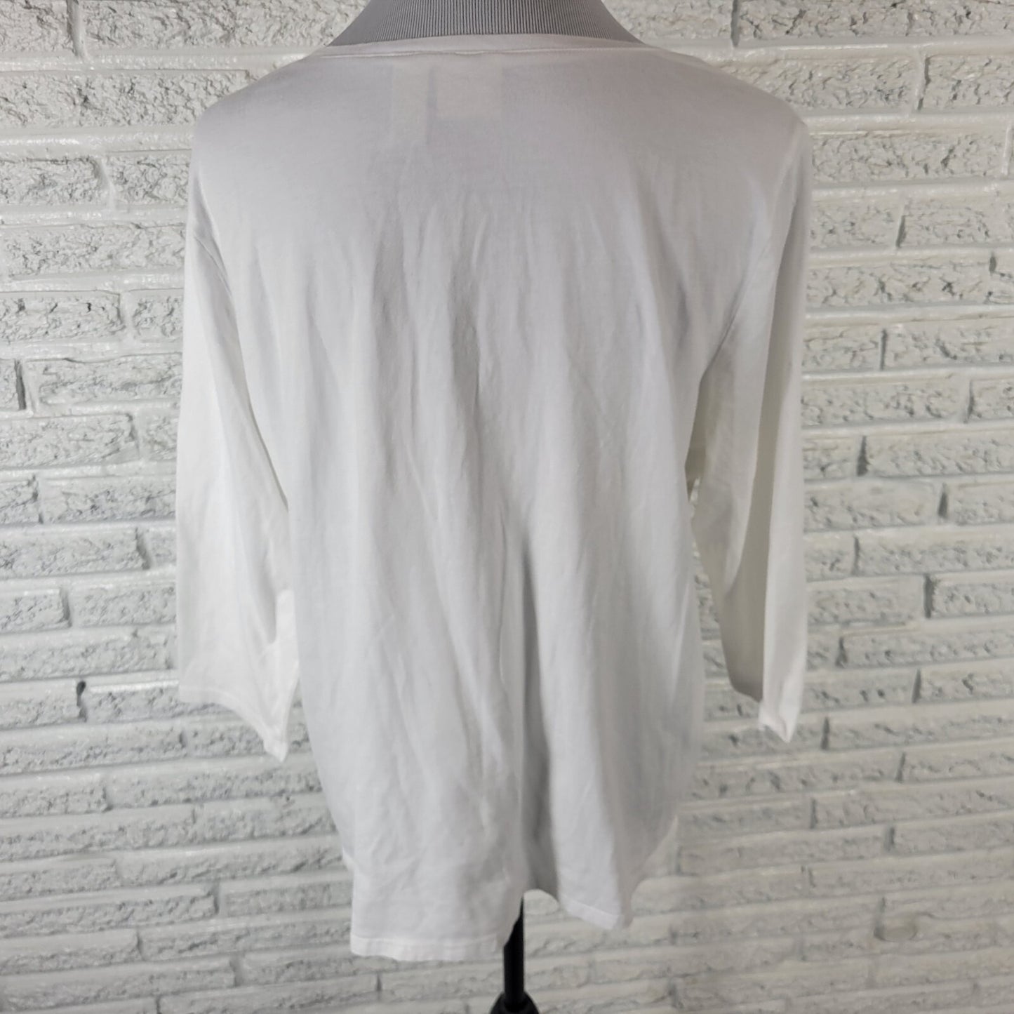 Chicos Zenergy Women Top Tee 3 Standard XL 3/4 Sleeve White Floral Studded Comfy