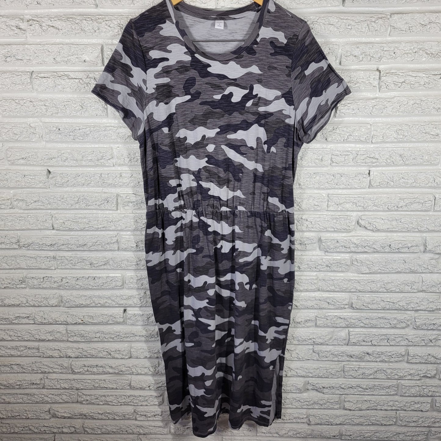 Old Navy XL Gray Camo Midi Dress 100% Cotton Short Sleeve Side Slit Casual