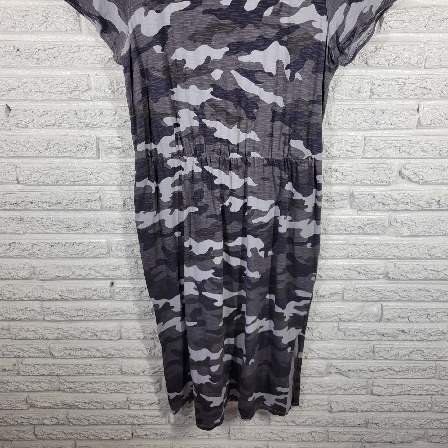 Old Navy XL Gray Camo Midi Dress 100% Cotton Short Sleeve Side Slit Casual