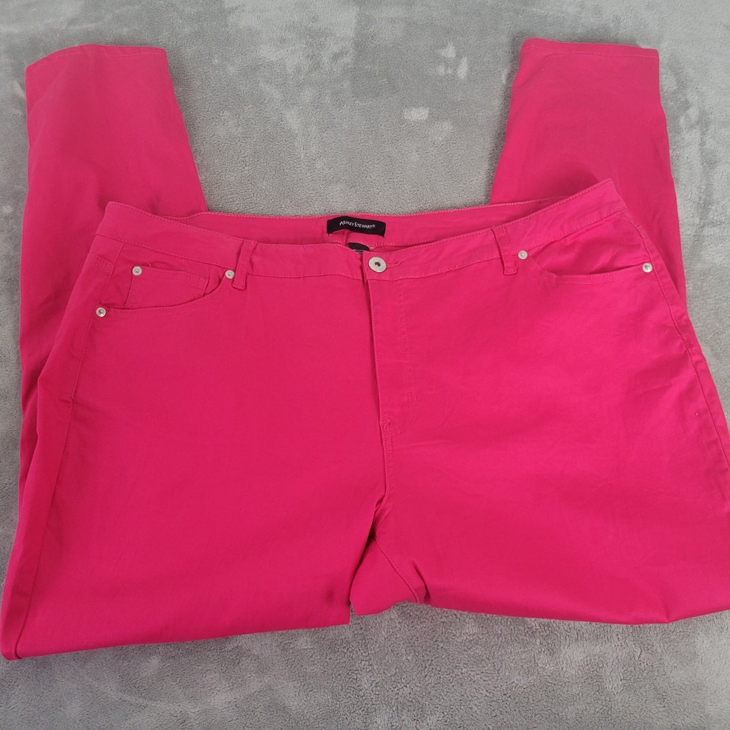 Ashley Stewart Womens Jeans 26 Plus Straight Leg Pink Denim Zip Fly Comfy New