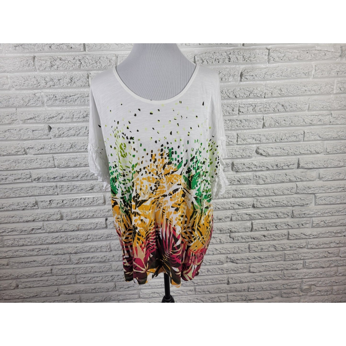 Est 1946 Womens Top 22W 24W Plus Tee Ruffle Sleeve Yellow Floral Cotton Blend