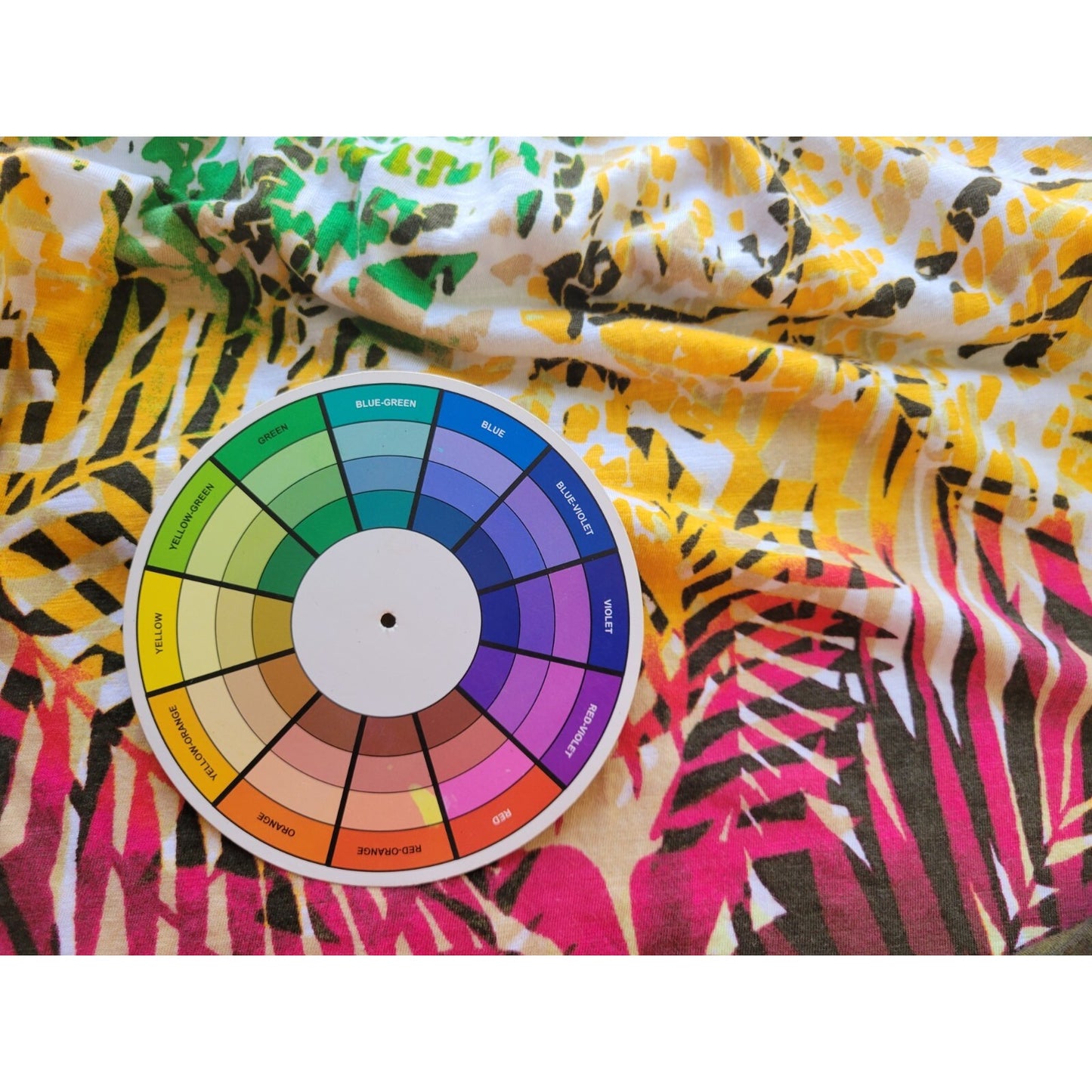 Est 1946 Womens Top 22W 24W Plus Tee Ruffle Sleeve Yellow Floral Cotton Blend