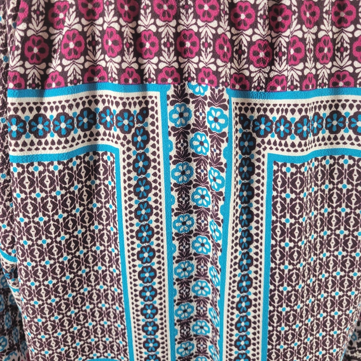 Valerie Stevens Women's XL Top Purple Blue Geometric V-Neck 1/4 Button