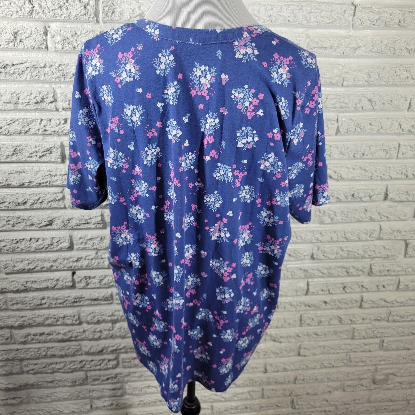 Woman Within Womens Top 18 20 Short Sleeve Blue Pink Floral Pintuck Comfy Casual