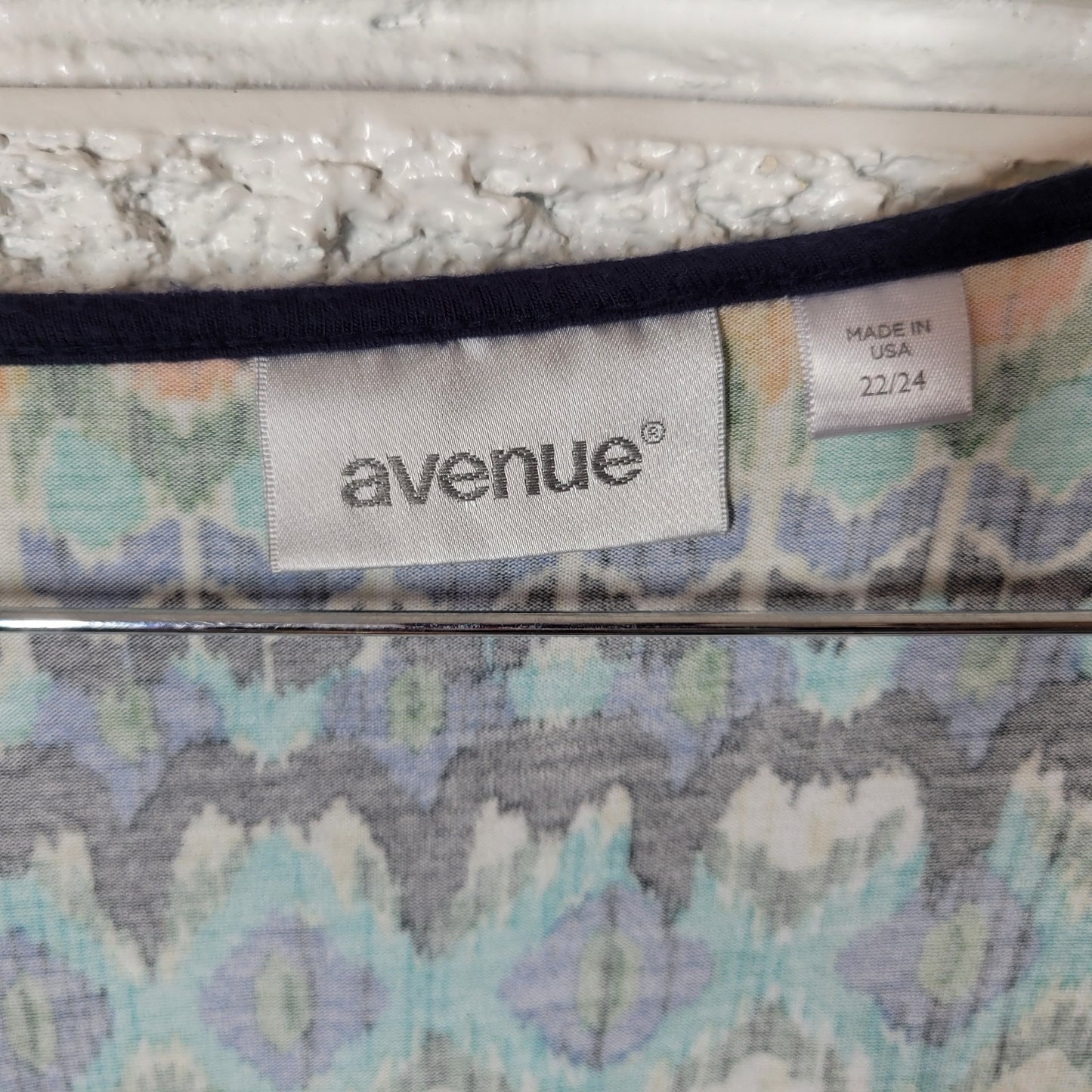 Avenue Womens Top 22 24 Plus 3/4 Sleeve Blue Watercolor Boat Neck Casual Comfy