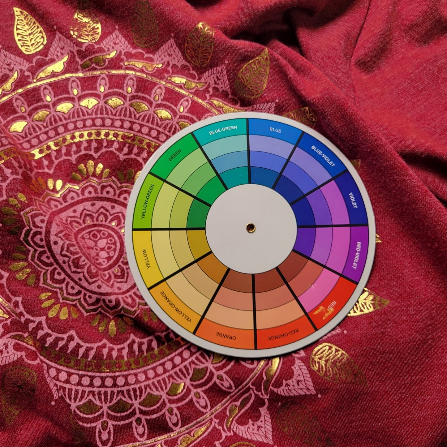 Indigo Thread Womens Top 2X Plus Tee Tunic Shark Bite Burgundy Gold Foil Mandala