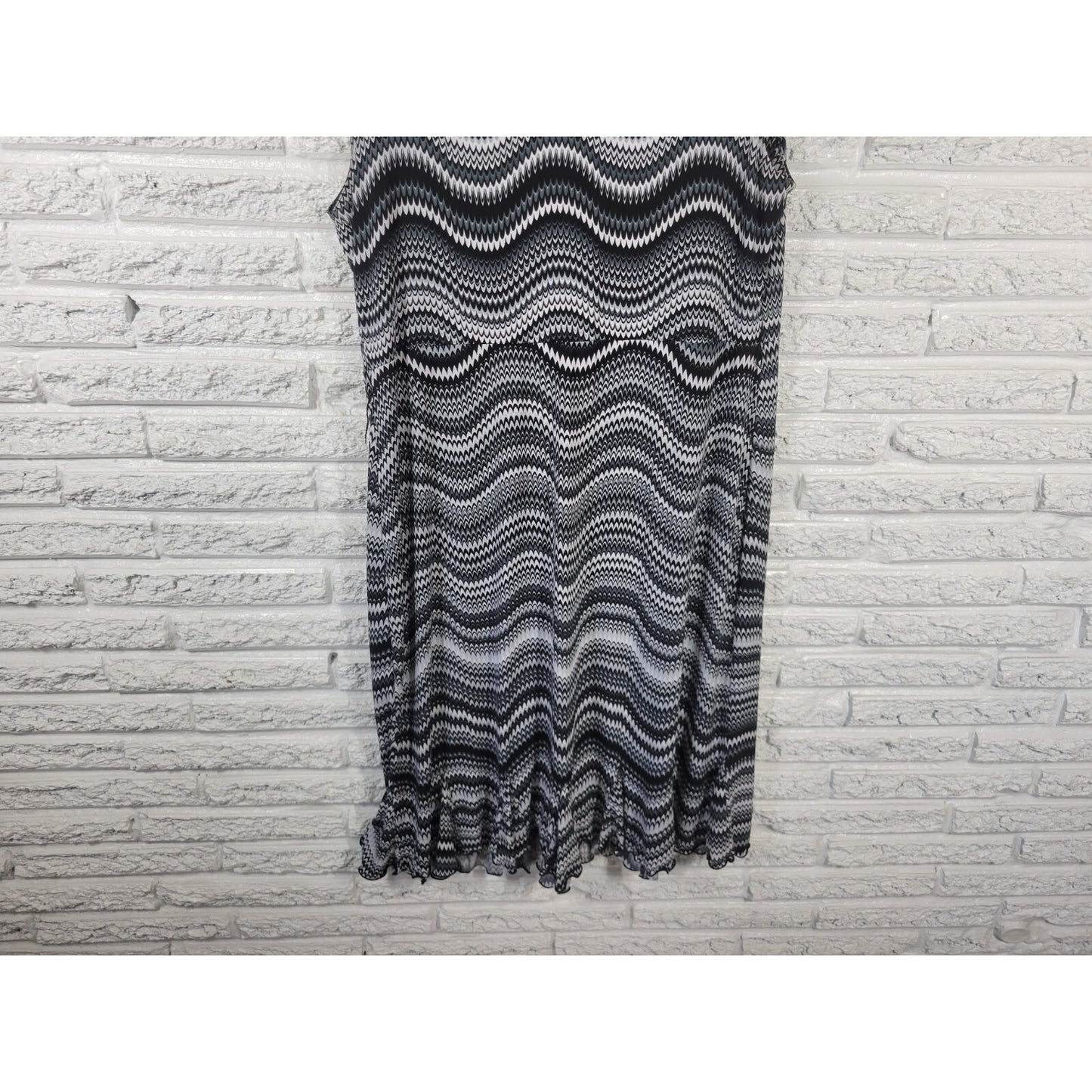 Glamour Women's Dress 18W Plus Size Black Geometric Sheath Sleeveless Ruffle
