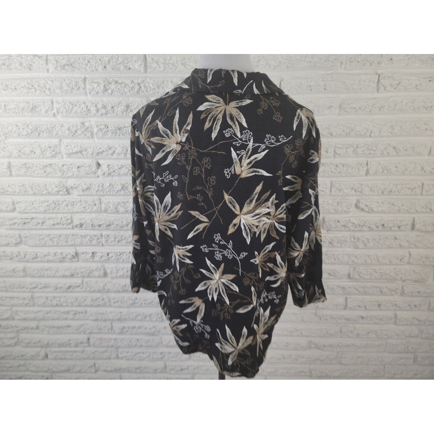 Dress Barn Womens Top Extra Large with Shell 3/4 Cuff Sleeve Career Black Floral