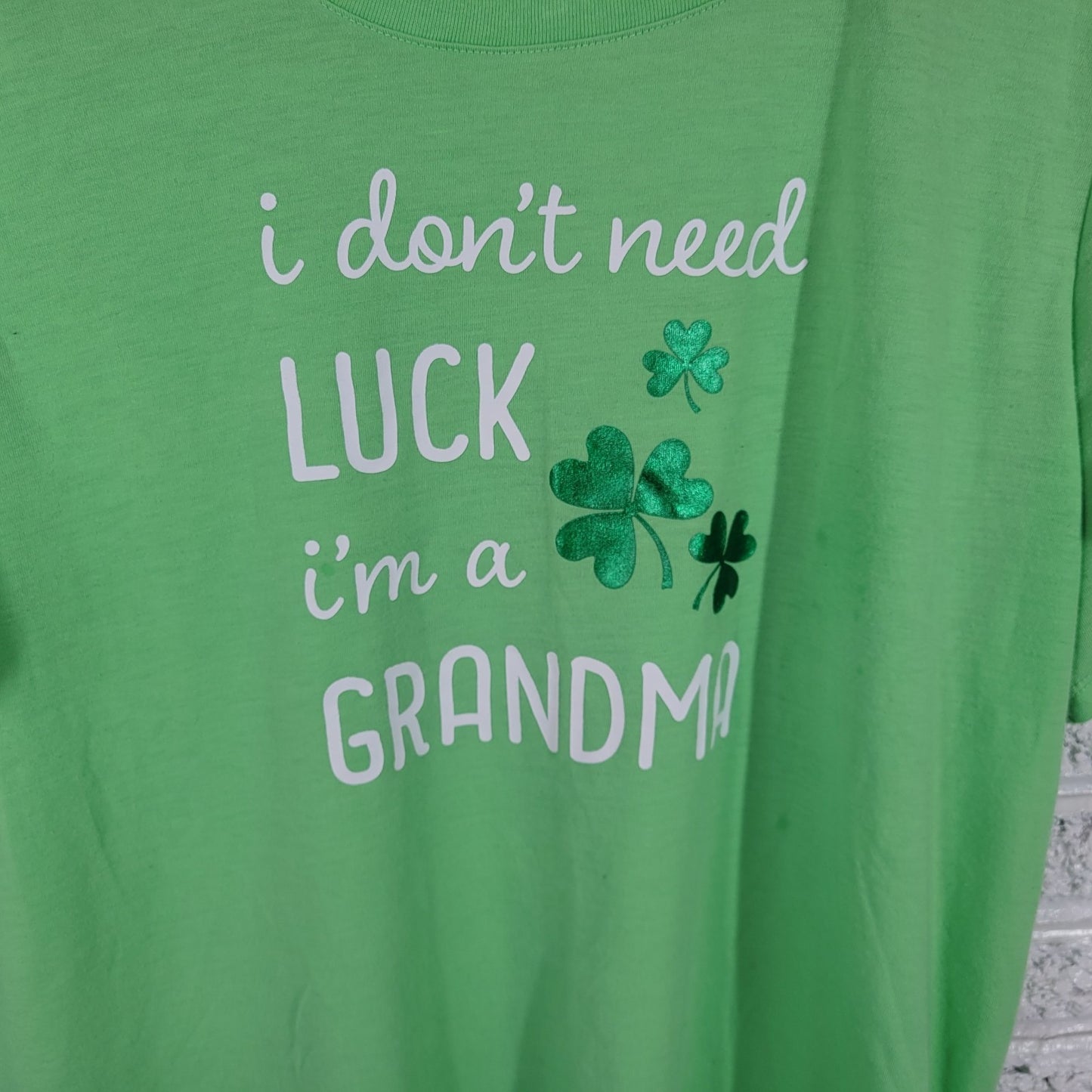 St Patricks Day Womens Top XXL 20 Plus Tee Lime Green I Dont Need Luck Grandma