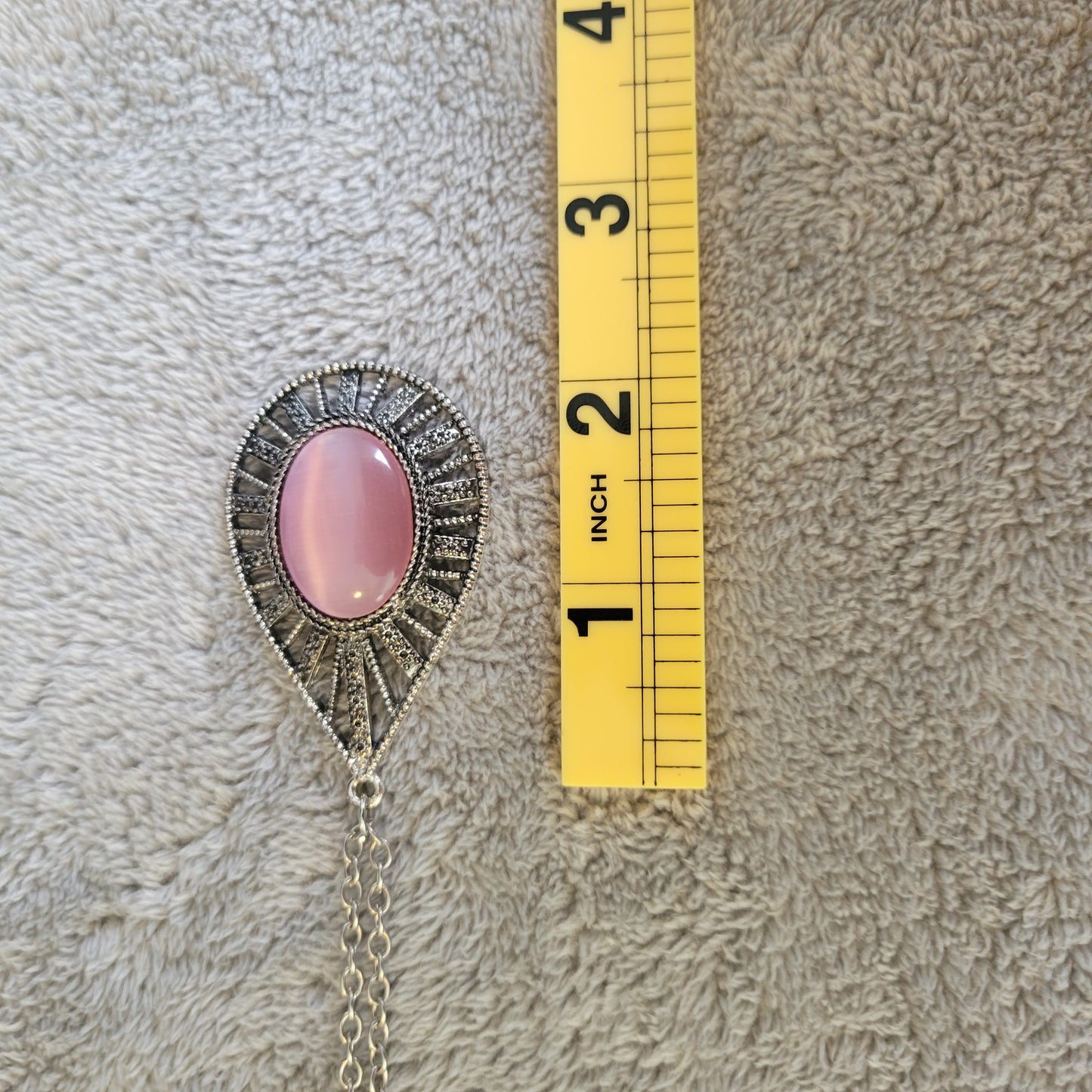 Vintage Pink Cats Eye Teardrop Pendant Necklace Silver Tone Boho Statement N27E