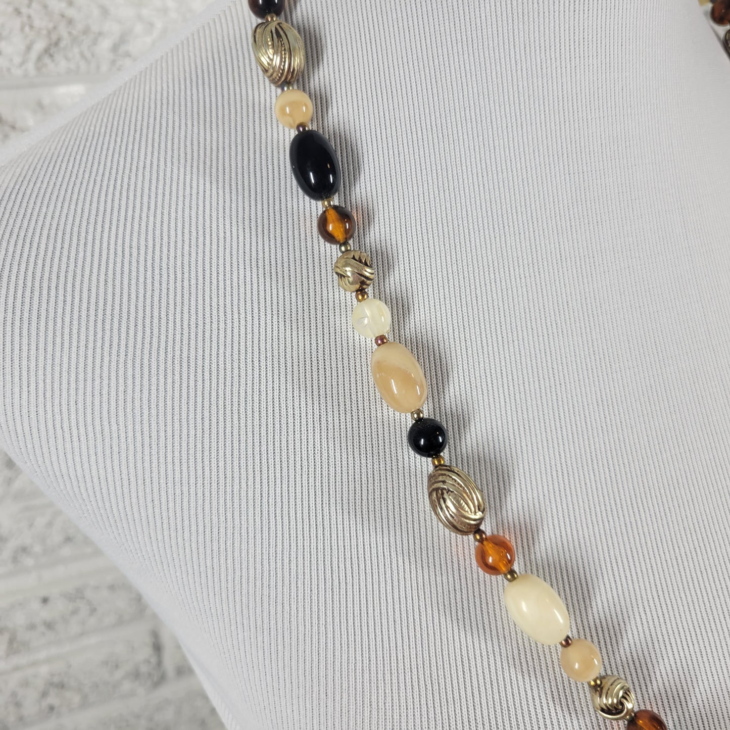 Vintage Multi Bead Necklace Gold Tone Black Amber Cream Chunky Strand 30 IN N29E