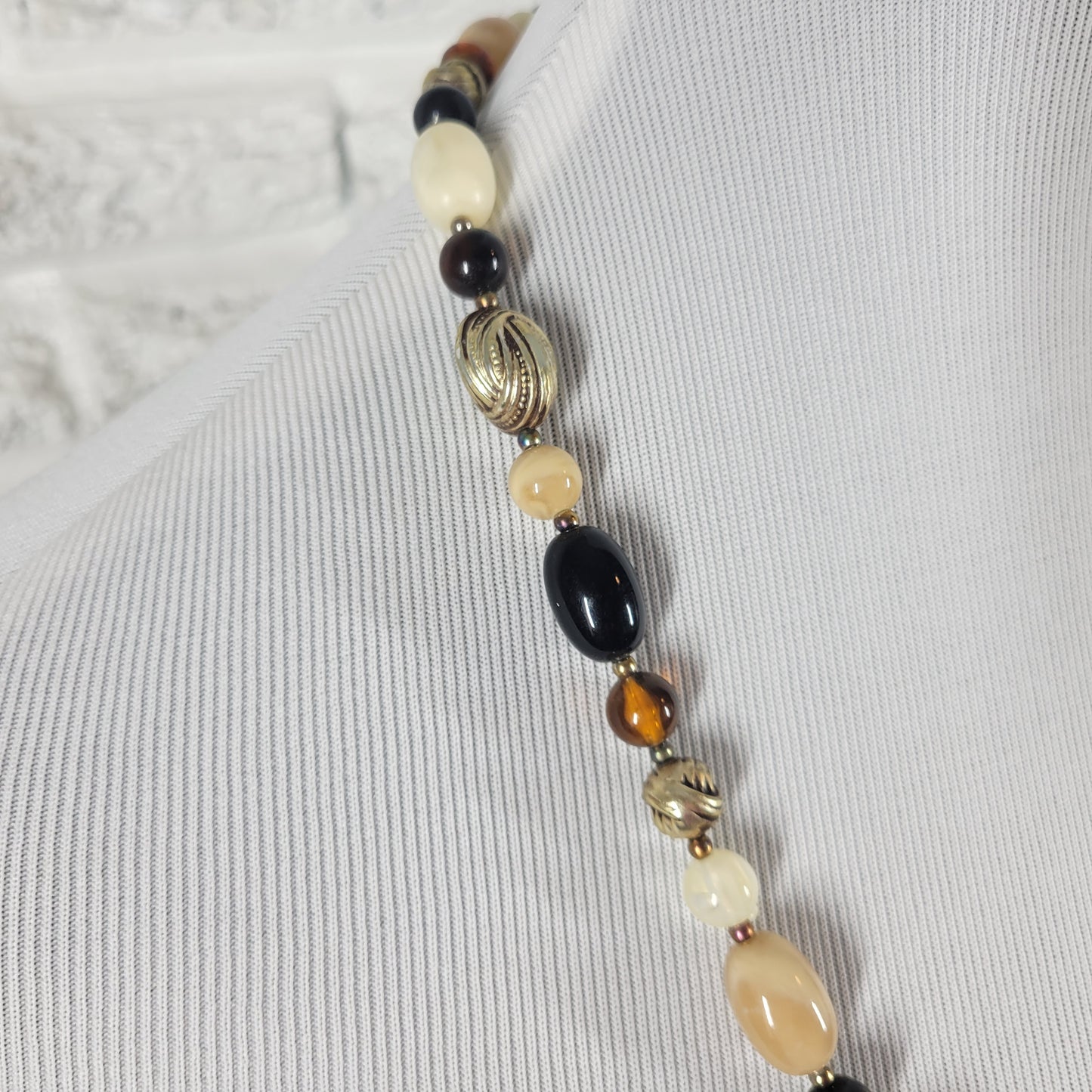 Vintage Multi Bead Necklace Gold Tone Black Amber Cream Chunky Strand 30 IN N29E