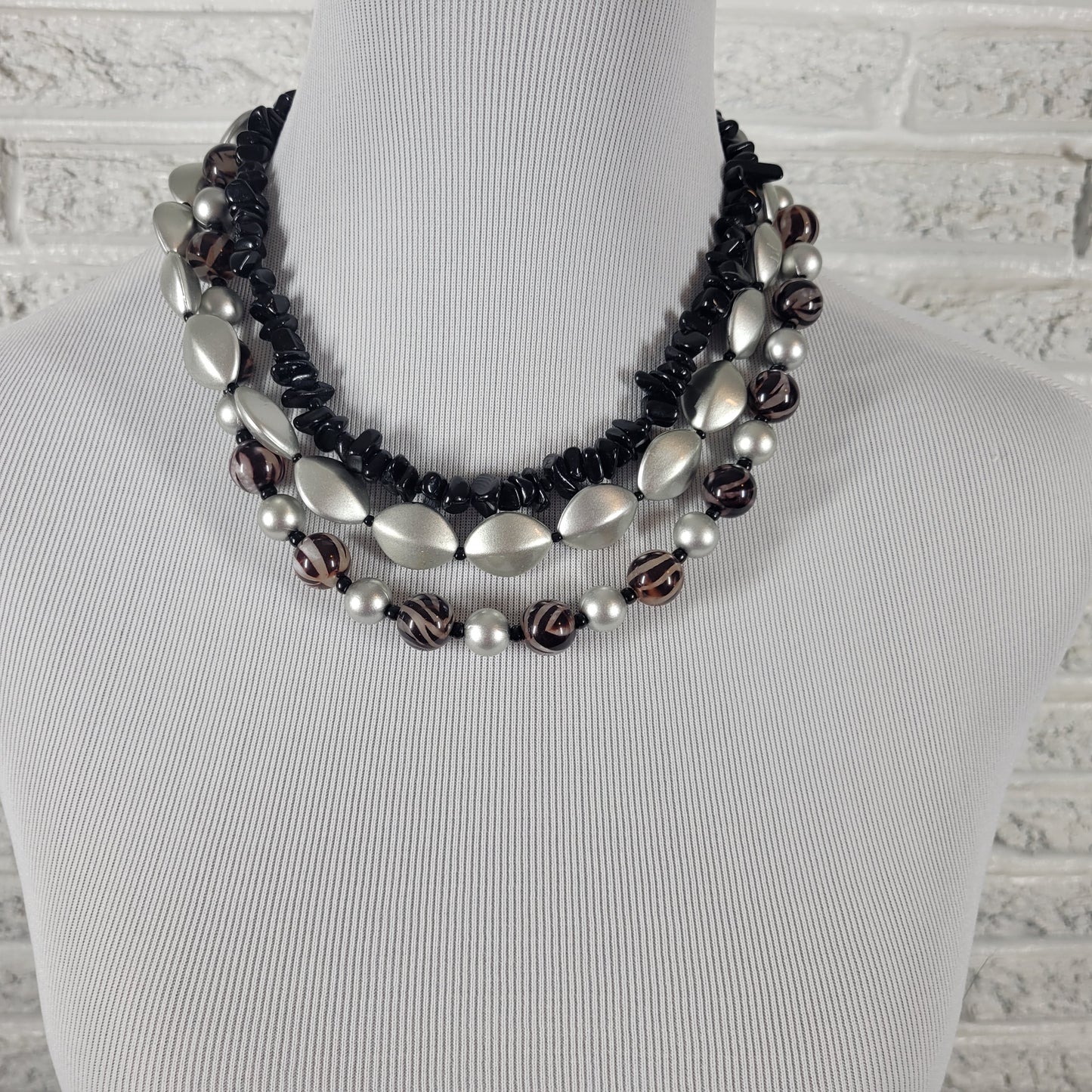 Chico's 3 Strand Statement Necklace Black Silver Onyx Style Bead Chunky N33E