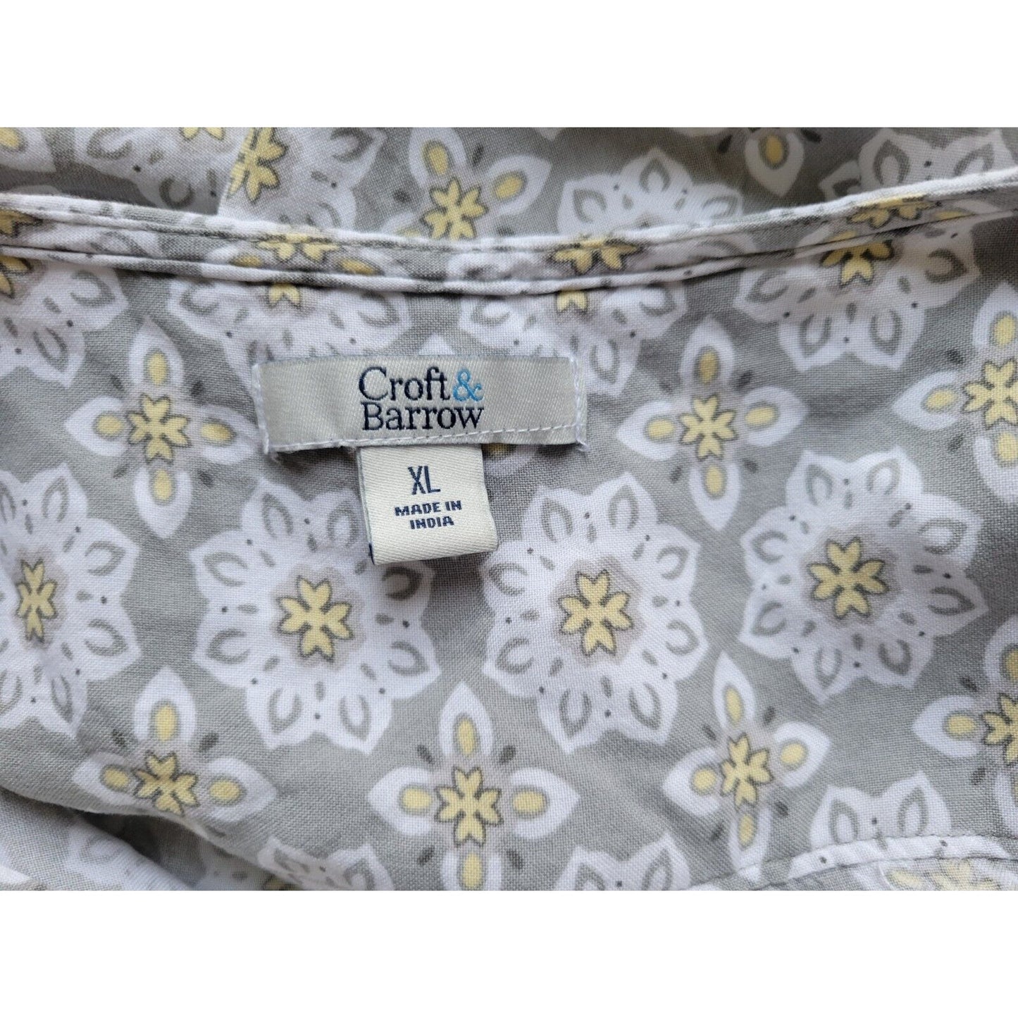 Croft Barrow Womens Top Extra Large 3/4 Sleeve Quarter Button Gray Floral