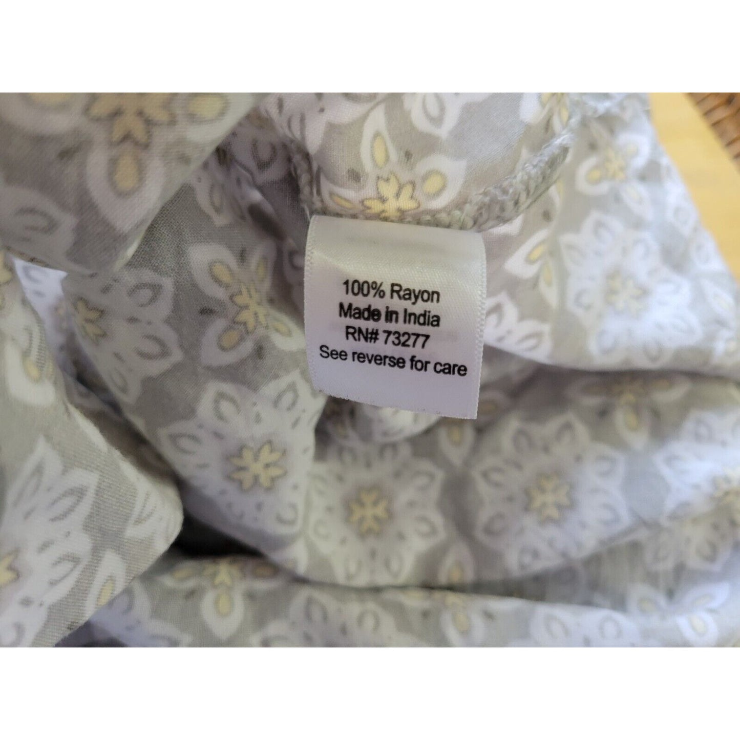 Croft Barrow Womens Top Extra Large 3/4 Sleeve Quarter Button Gray Floral