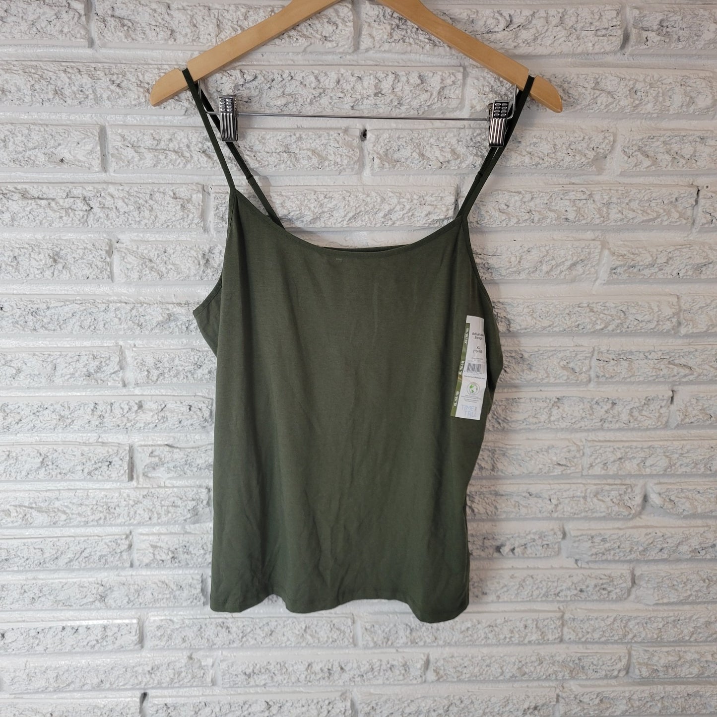 Time Tru Womens Top Extra Large XL Camisole Green Adjustable Spaghetti Strap