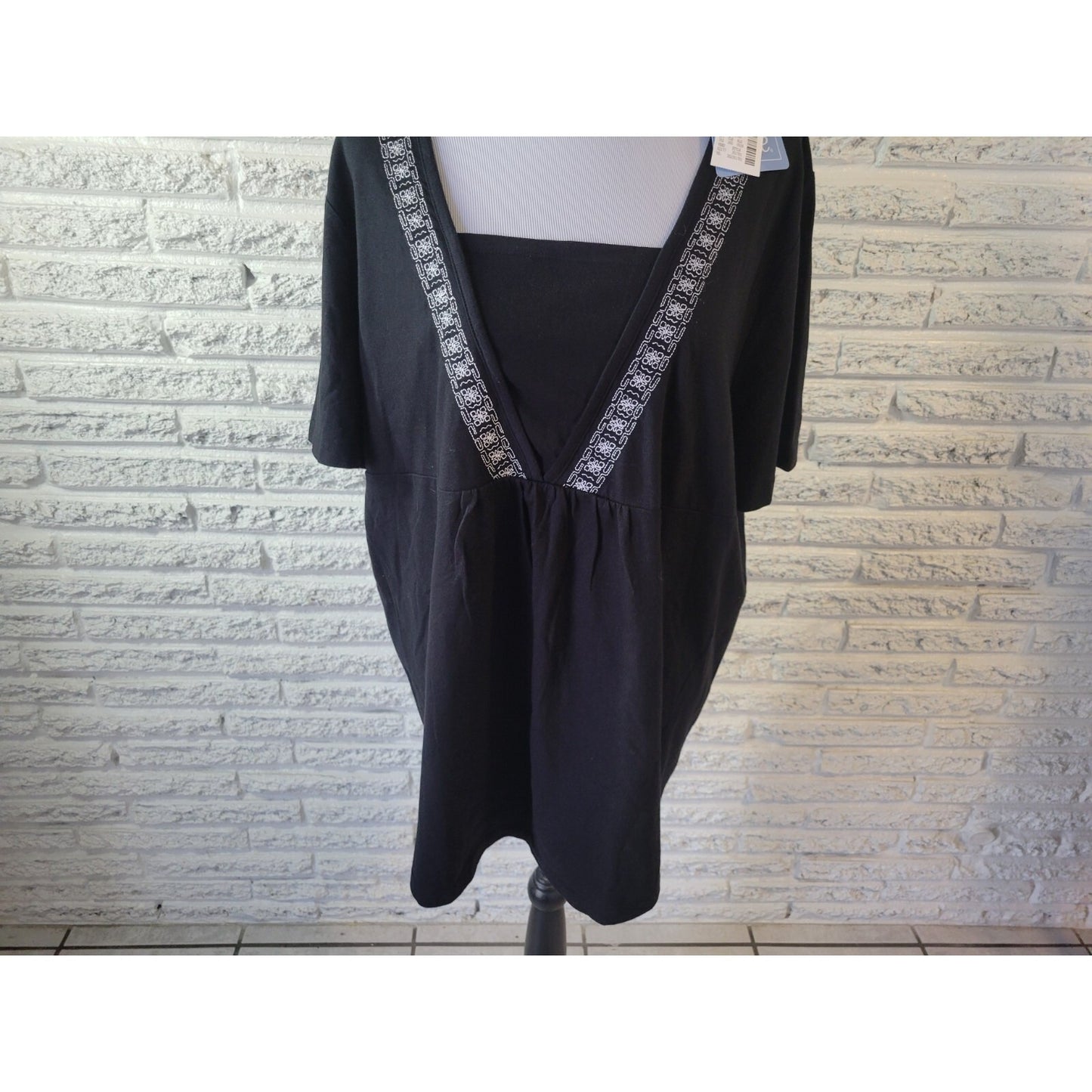 Liz & Me Womens Top 1X Plus Short Sleeve Embroidered Black Casual Stretch Basic