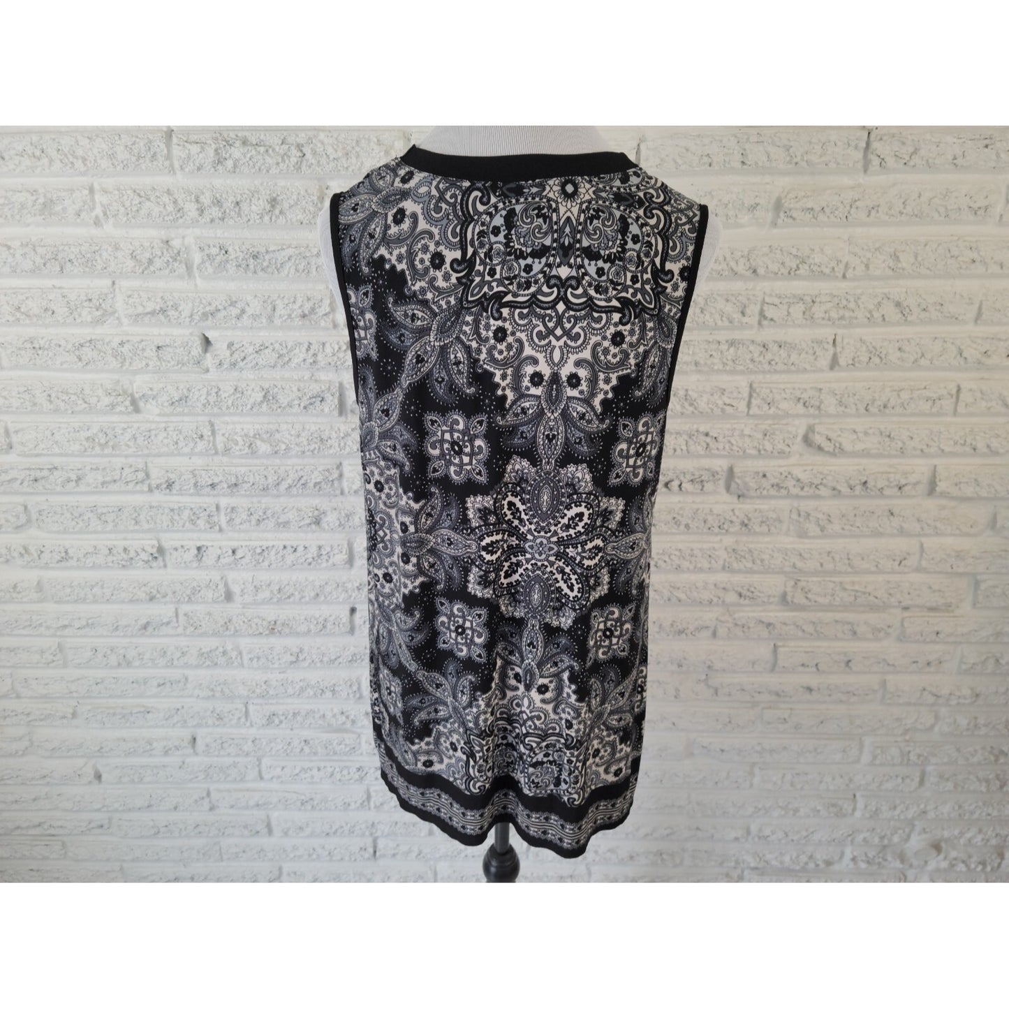 Alyx Womens Top 0X Plus Sleeveless Pullover Black Paisley Stretchy USA Casual