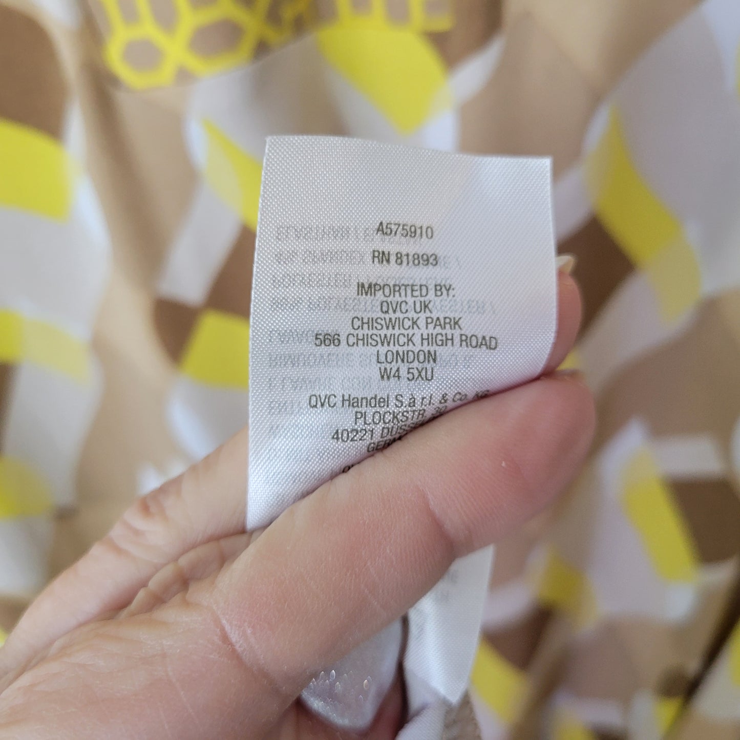 Susan Graver 1X Plus Yellow Tan Geometric V-Neck 3/4 Sleeve Dress GEO232E