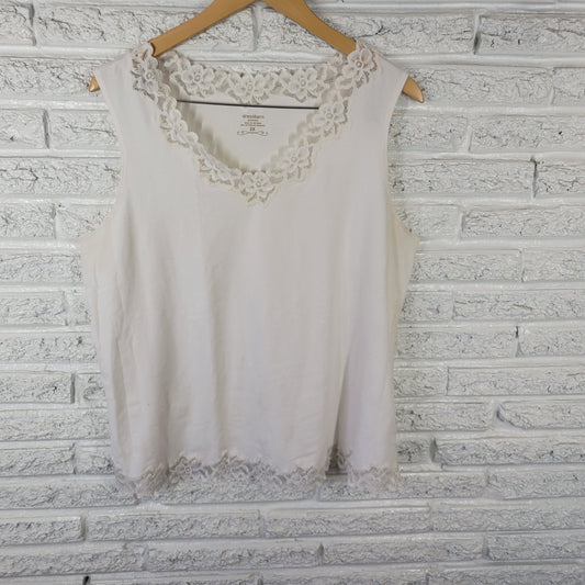 Dressbarn 2X White Tank Top Women's Sleeveless Scoop Neck Lace Trim WHI18E