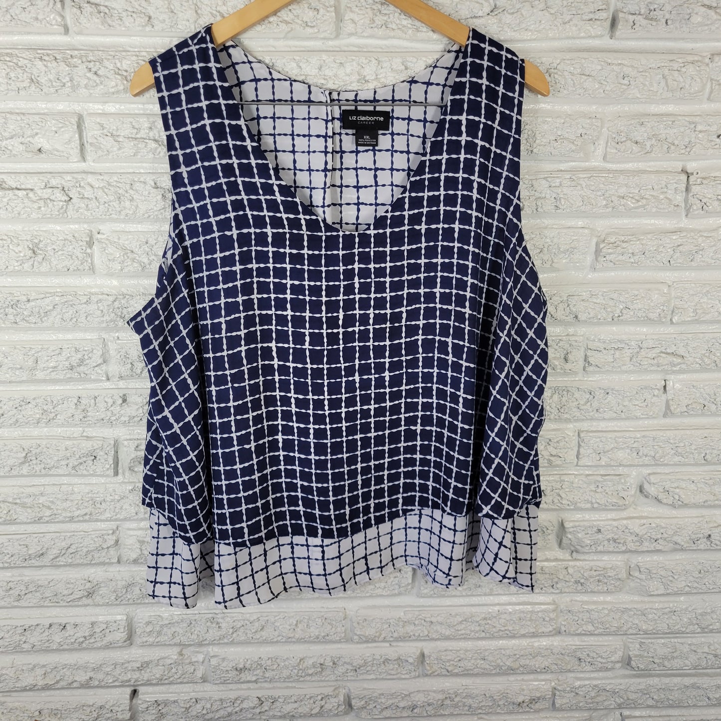 Liz Claiborne XXL Blue Geometric Top Women's Sleeveless V-Neck Keyhole GEO191E
