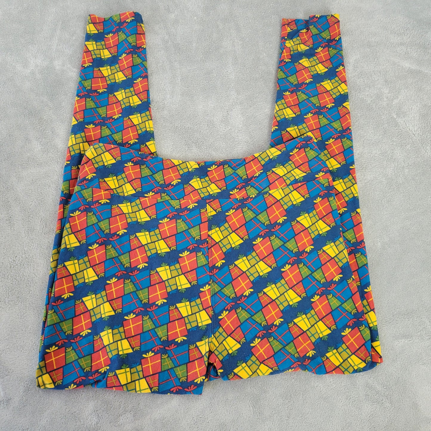 LuLaRoe TC Tall Curvy 12-18 Blue Red Christmas Holiday Leggings NOV123XE