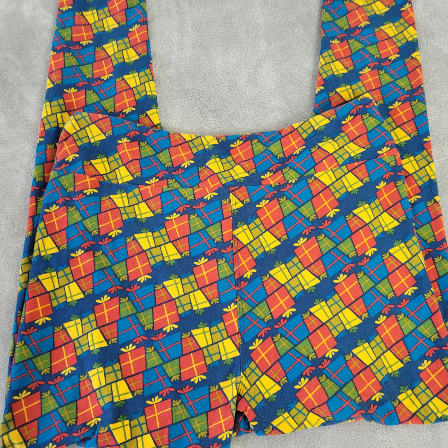 LuLaRoe TC Tall Curvy 12-18 Blue Red Christmas Holiday Leggings NOV123XE