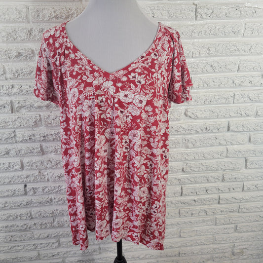 Lane Bryant 22/24 Top Plus Size Red White Floral V-Neck Flutter Sleeve FLO255E