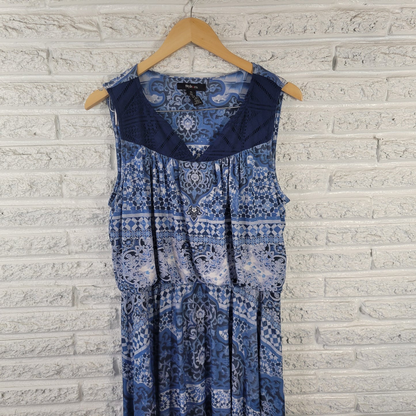 Style Co XL Fit & Flare Dress Blue White Geometric Asymmetric Lace Hem GEO81E