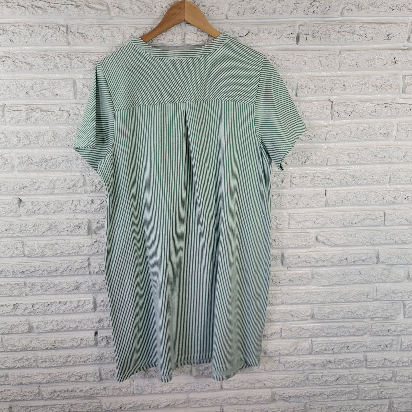 Isaac Mizrahi Live 1X Green Stripe Short Sleeve Pockets Swim Coverup STR62E