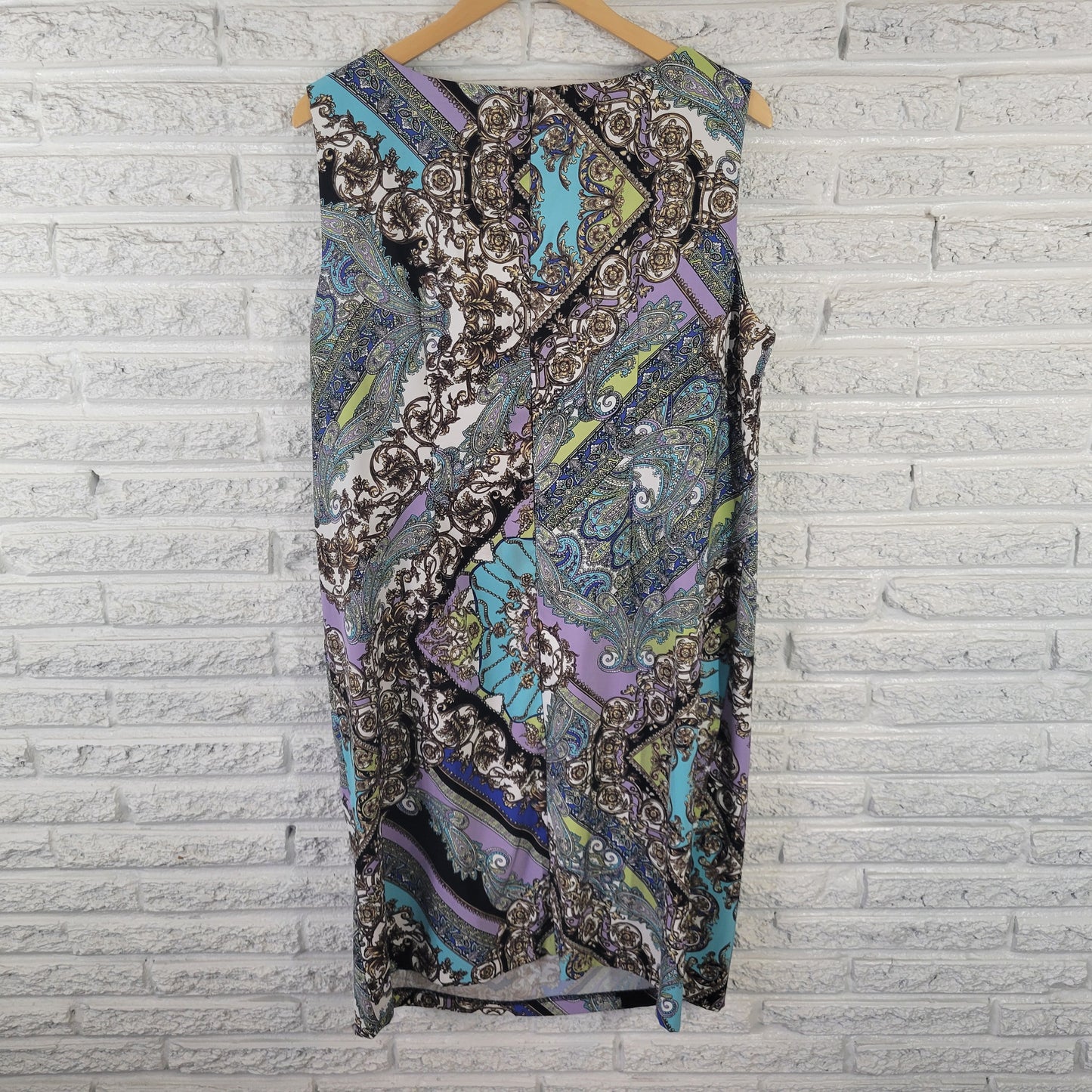 Connected Women's 20W Multicolor Paisley Sleeveless Stretch Shift Dress PAI2XE