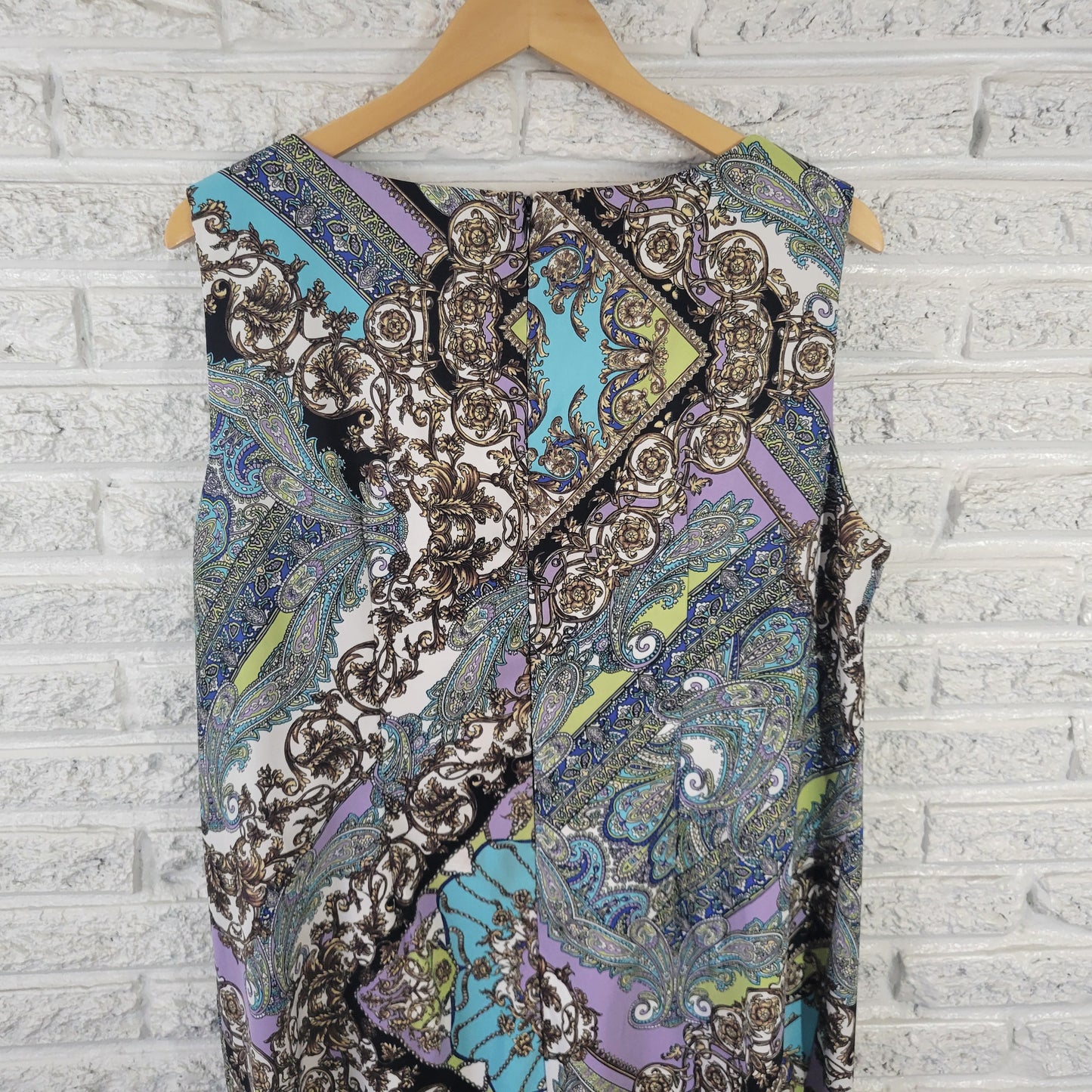Connected Women's 20W Multicolor Paisley Sleeveless Stretch Shift Dress PAI2XE
