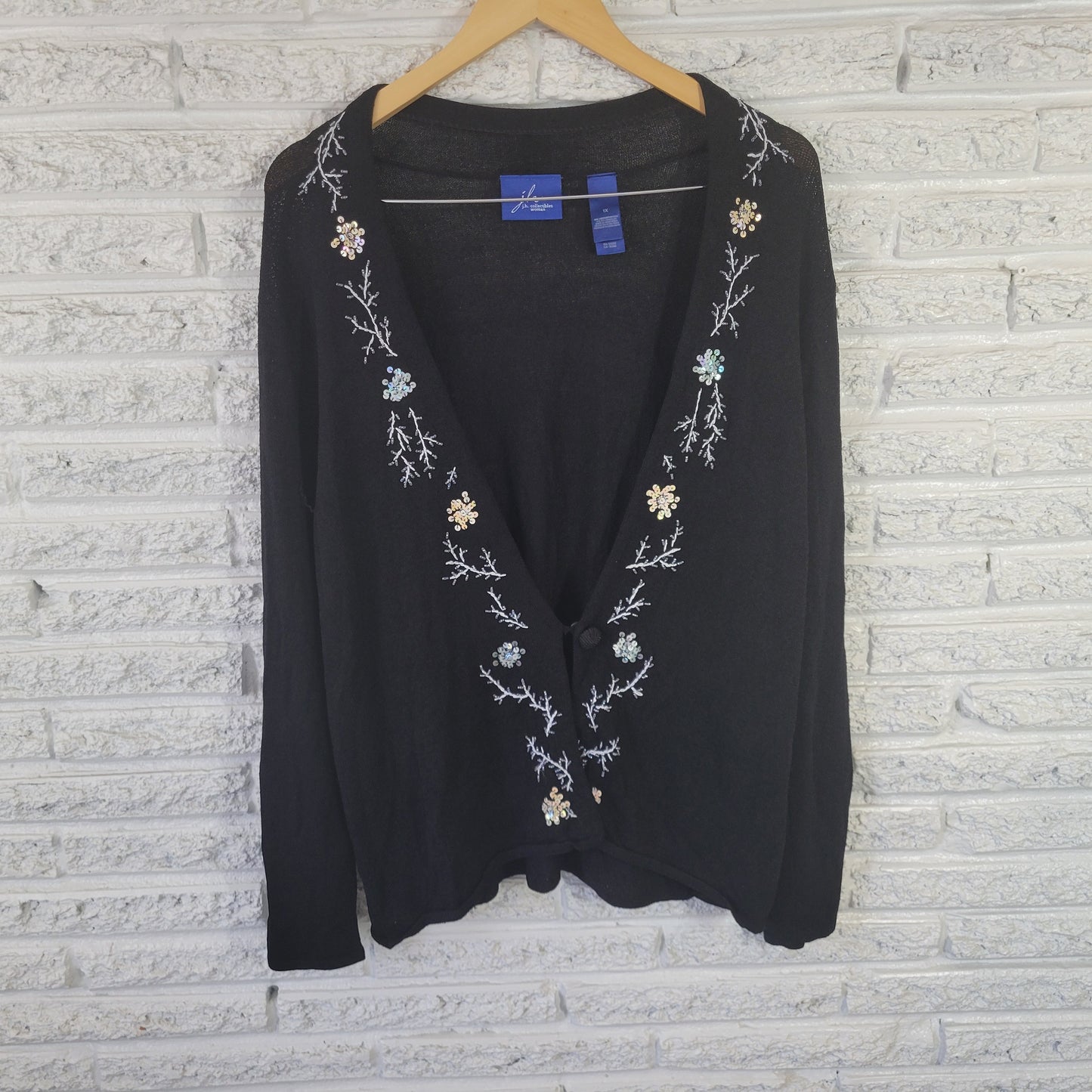 JH Collectibles Women's 1X Black Floral Cardigan Sweater Beaded BLA94E