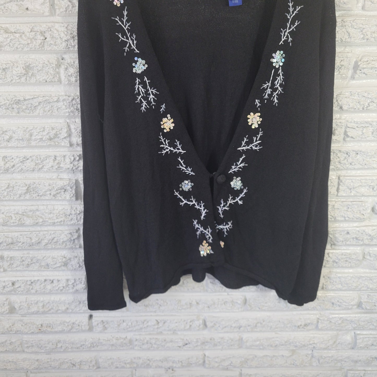 JH Collectibles Women's 1X Black Floral Cardigan Sweater Beaded BLA94E